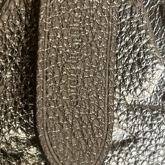 Louis Vuitton Neo Noe MM Empreinte - Picture 8 of 13